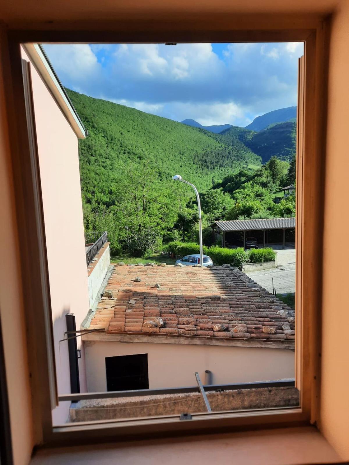 Ferienhaus In Frontone Екстер'єр фото