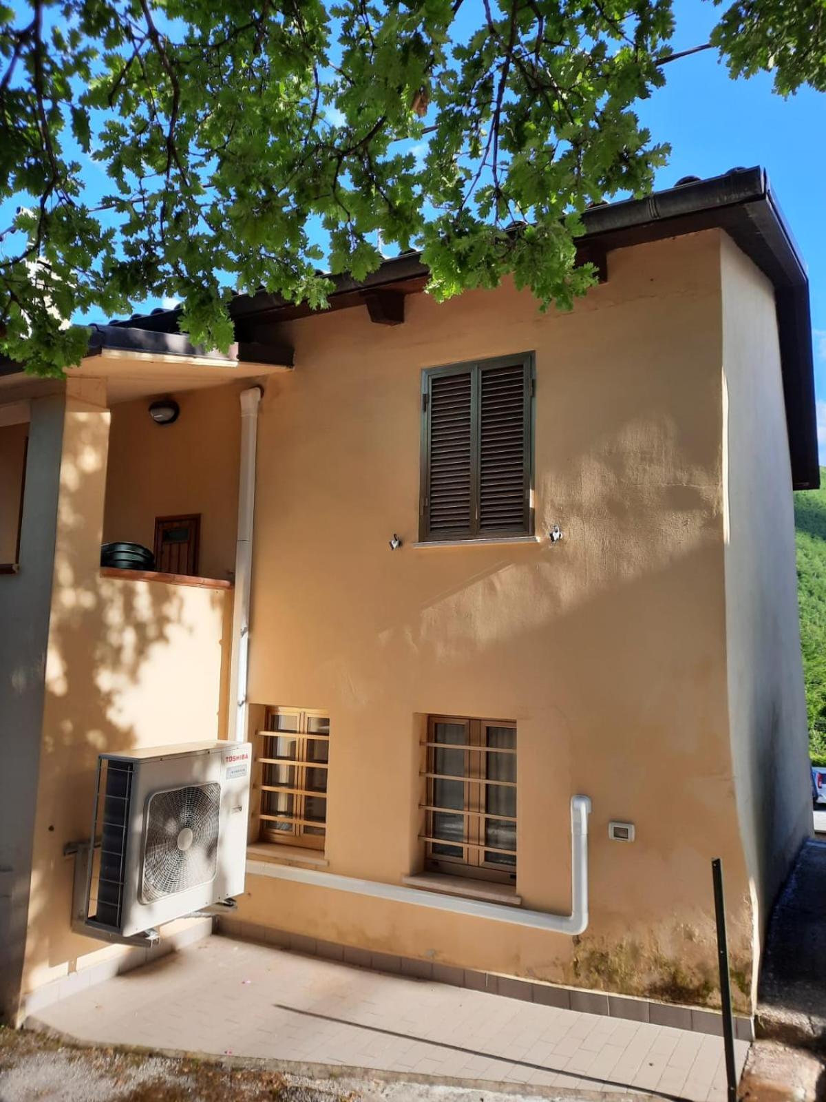 Ferienhaus In Frontone Екстер'єр фото